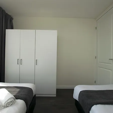 White Moon Apartman *